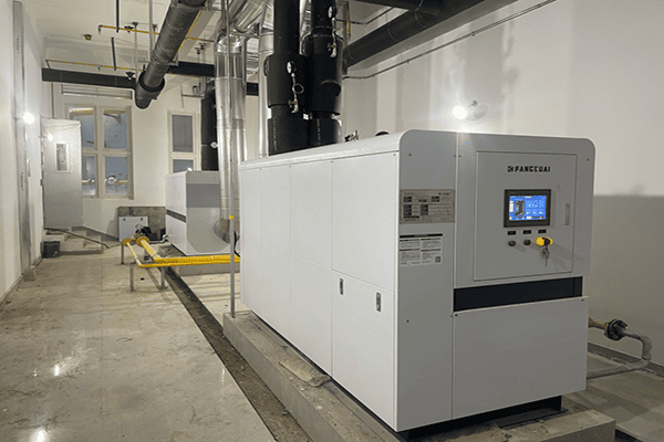 宜昌某房地產開發(fā)投資公司使用方快鍋爐2臺1噸燃氣真空熱水鍋爐案例