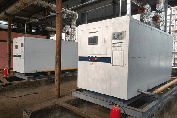 成都居然之家使用方快鍋爐兩臺(tái)1400kw燃?xì)庹婵諢崴仩t案例