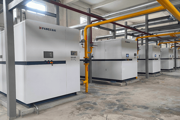 西安航空職業(yè)技術(shù)學(xué)院5臺(tái)燃?xì)庹婵諢崴仩t